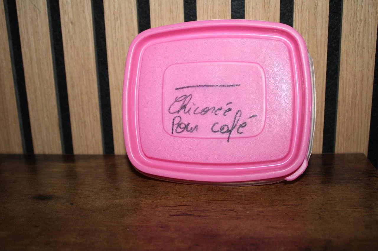 Boîte de conservation avec couvercle pioneer